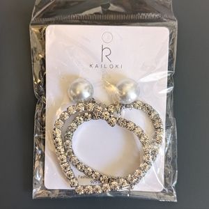 NWOT Kailoki Heart Hoop Earrings